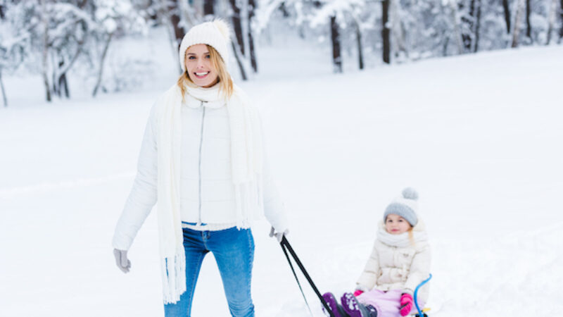 mama in de sneeuw